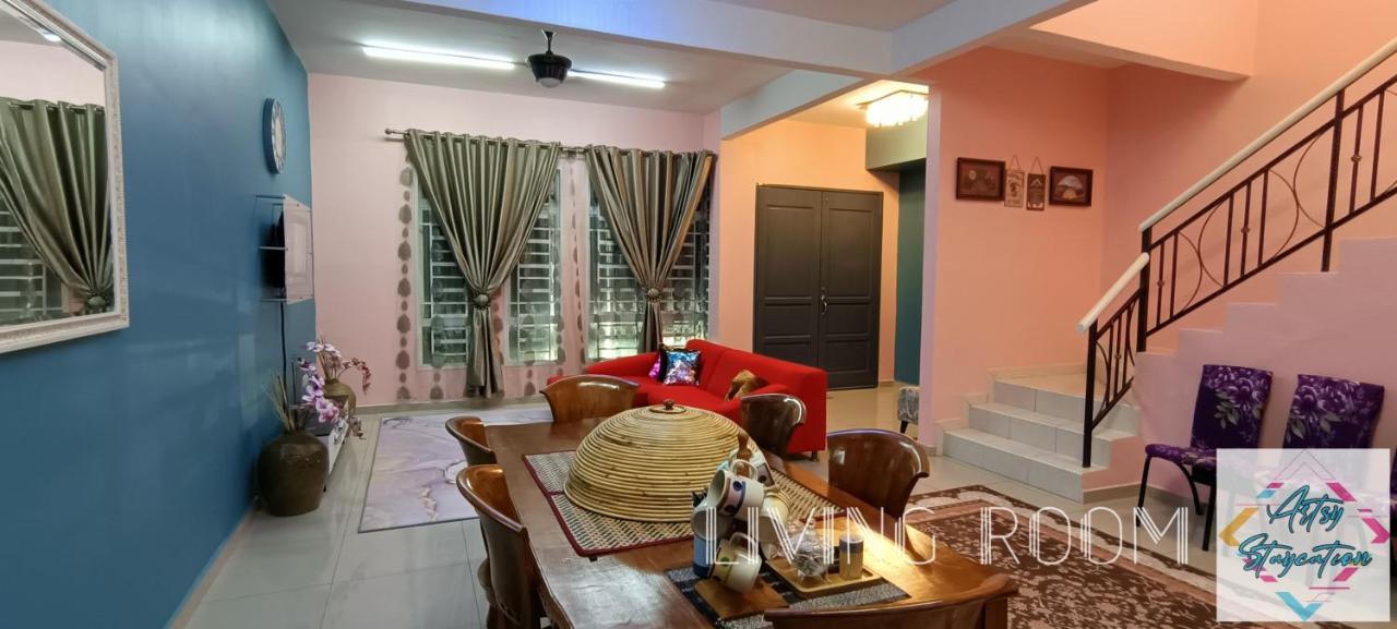 Artsy Staycation Malacca エクステリア 写真